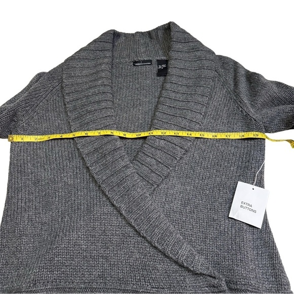 Moda International Gray Sweater Size Medium Wrap Buckle Shawl Collar Ribbed NWT - Picture 9 of 13